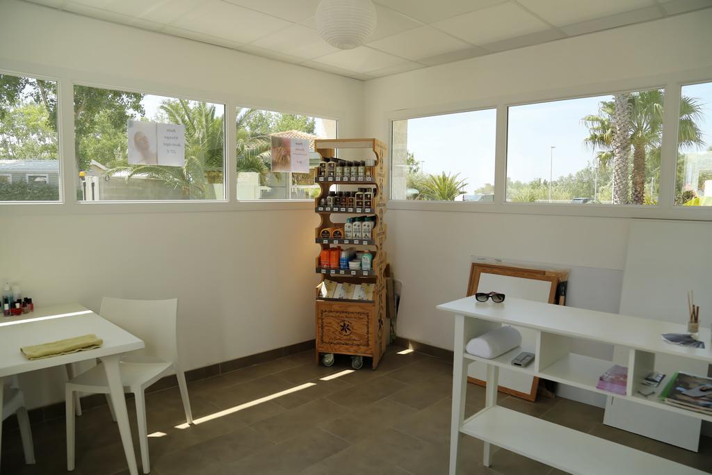 Hotel Camping Le Rochelongue Agde Exterior foto