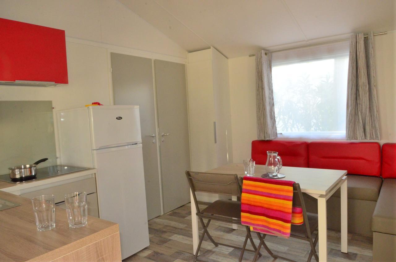 Hotel Camping Le Rochelongue Agde Exterior foto
